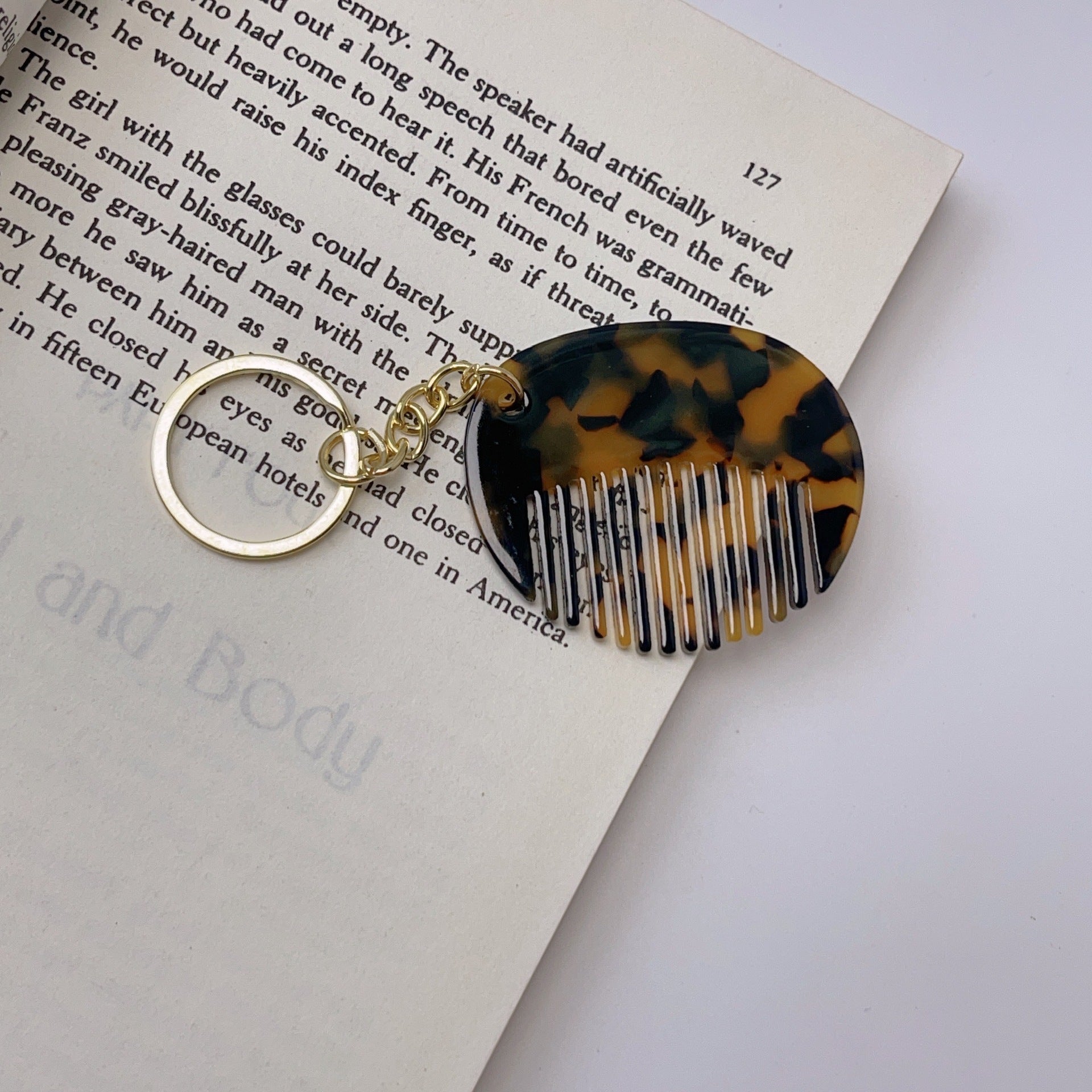 Retro Leopard Square Portable Acetate Hair Combs MK2BLM6C5CB81