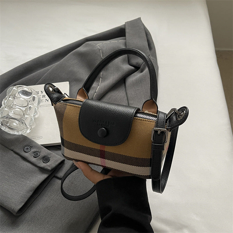 Trendy Color Contrast Dumpling Crossbody Bag 6W10BBG1890