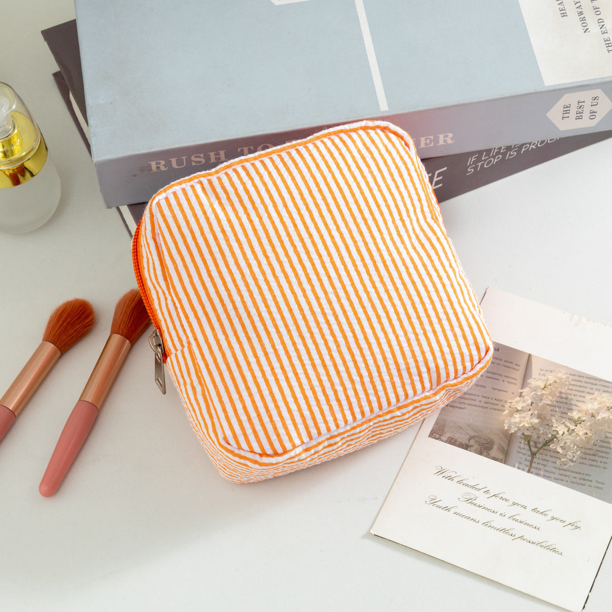 Striped Portable Storage Bag MK2BLW6C5CO77