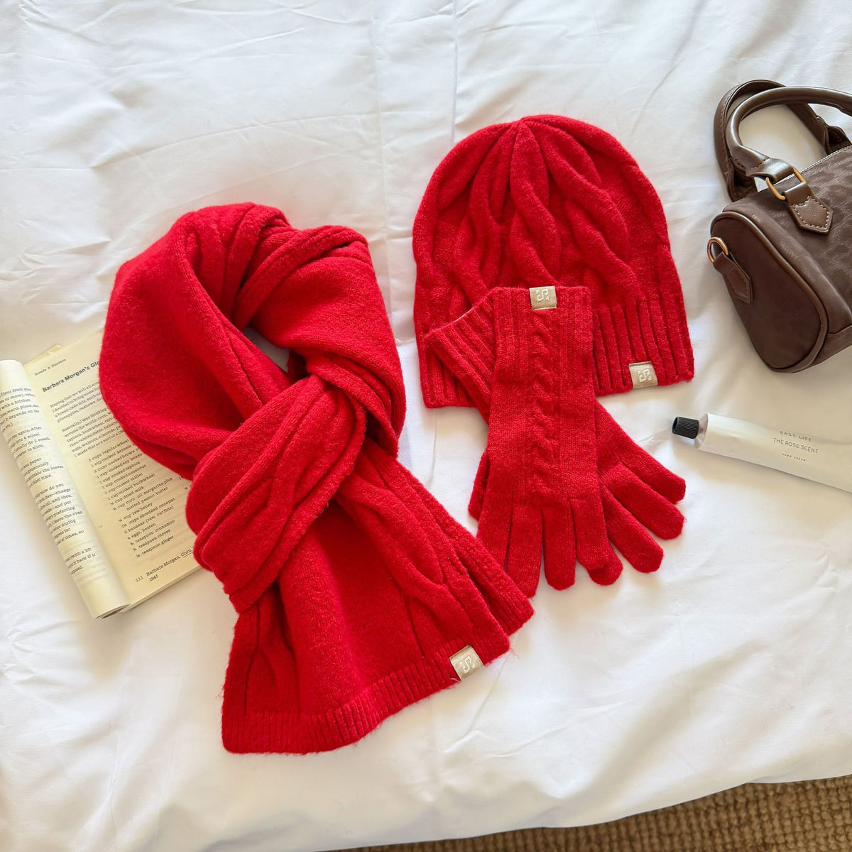 3-Piece Cable Knit Beanie Gloves Scarf  Set 6W6NSC101