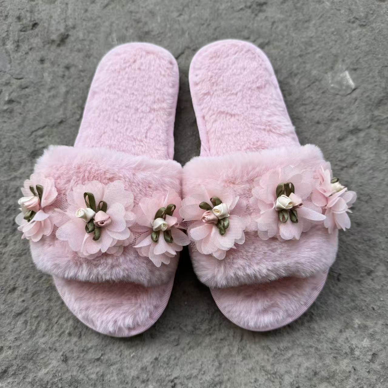 Plush Flower Indoor Slippers - DippedShop Wholesale - #6499