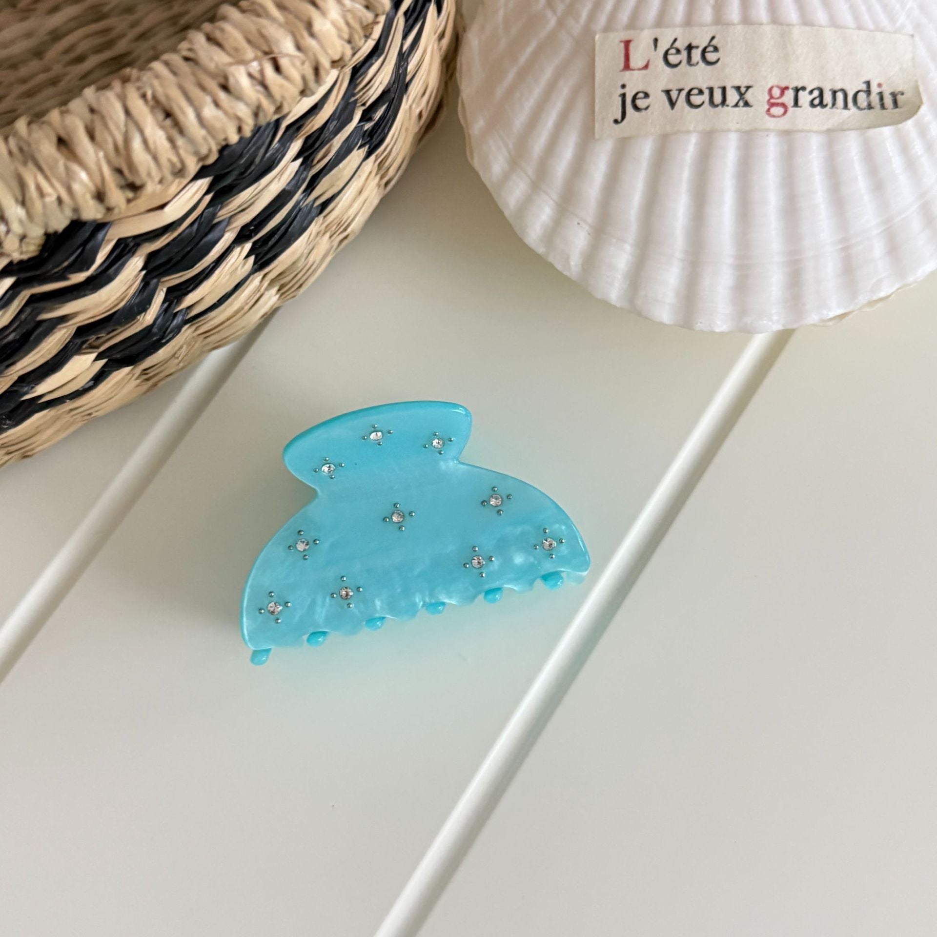 Minimalist Solid Color Rhinestones Hair Claws 6W6HCP1219