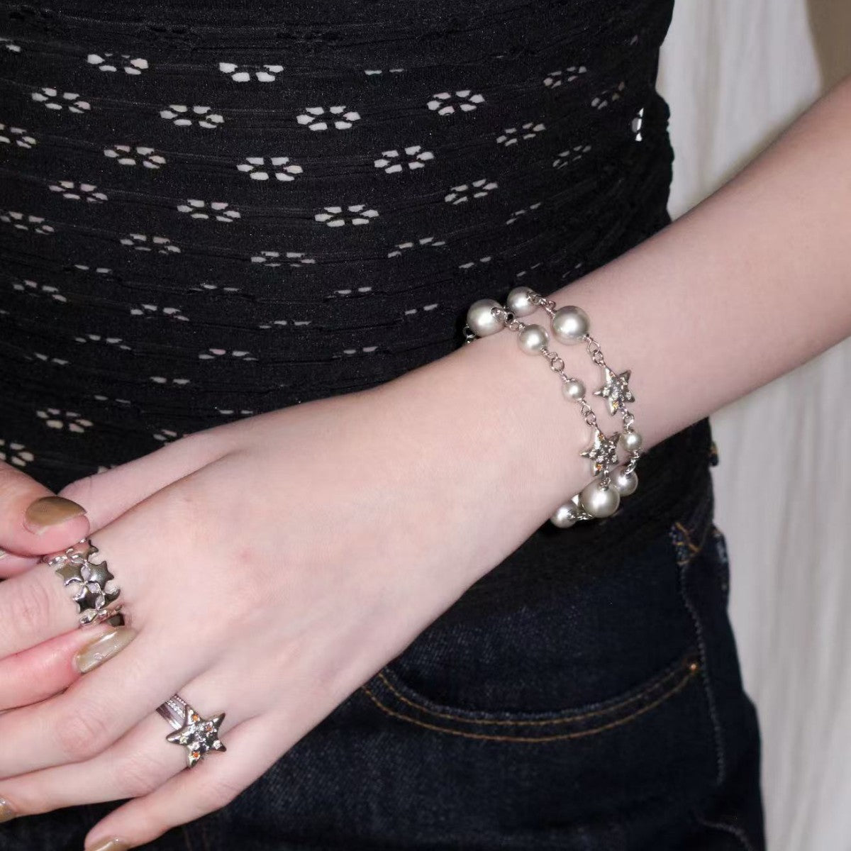 Stylish Double Layered Star Charm Chain Bracelet 6W6JBR348