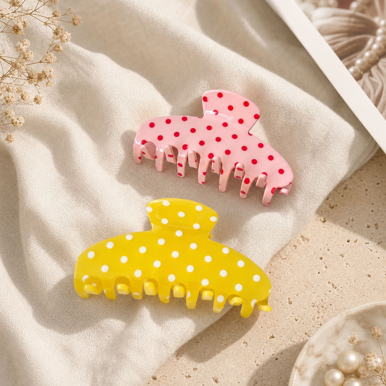 Minimalist Polka Dots Non-Slip Hair Claw MK2PPIM6W6HCP1264