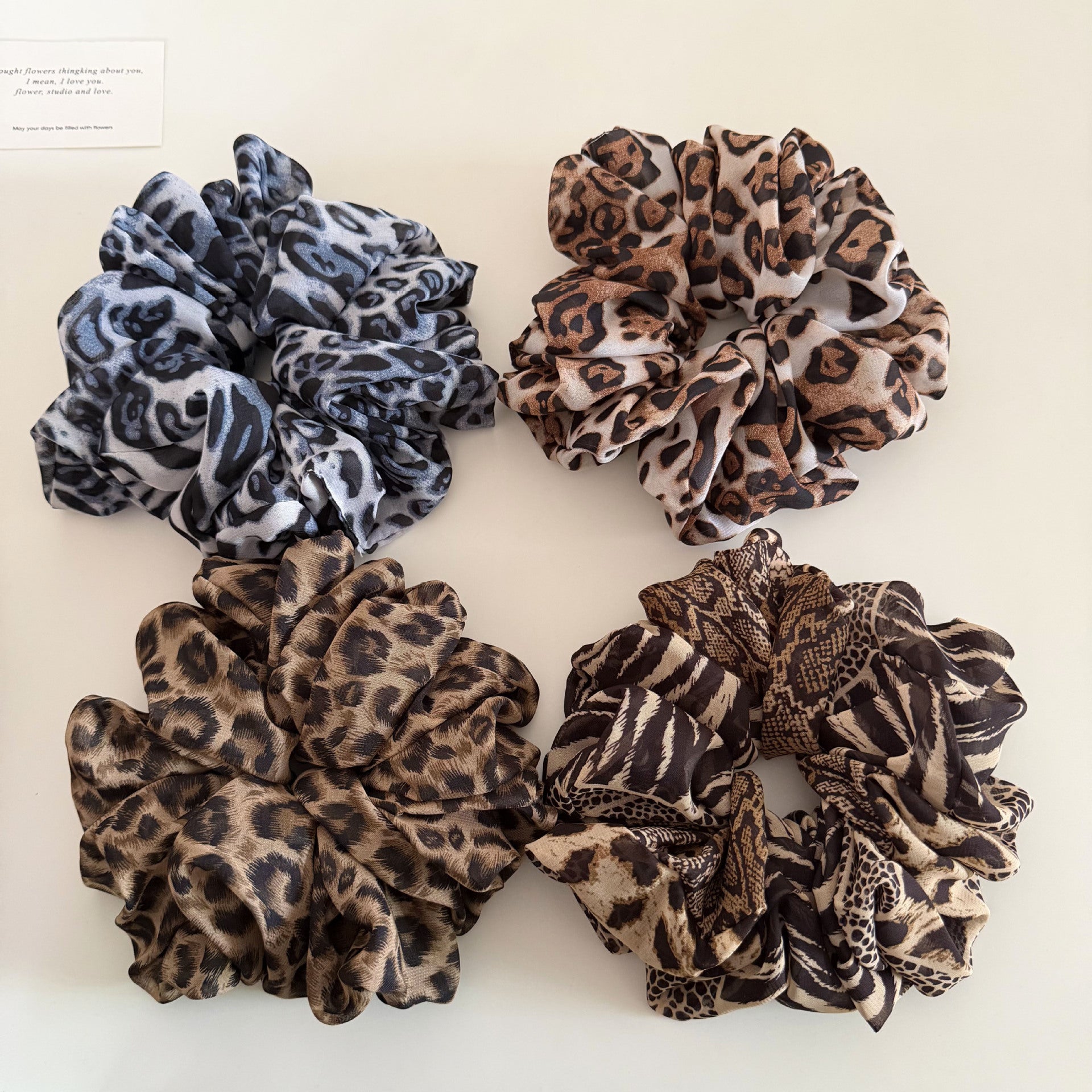 Oversized Leopard Print Hair Scrunchie MK2BW6W6HSR04