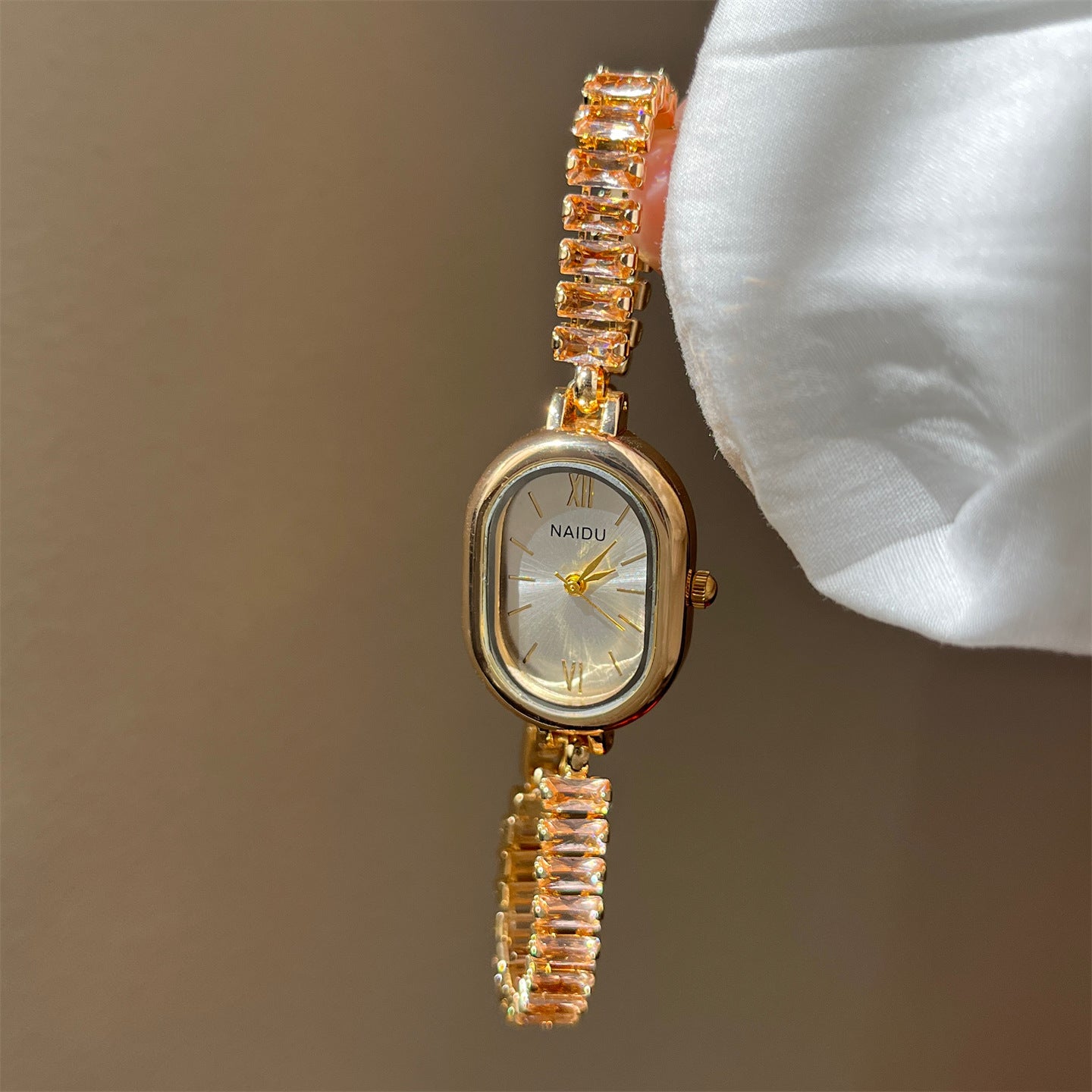 Minimalist Oval Quartz Watch - DippedShop Wholesale - #4707
