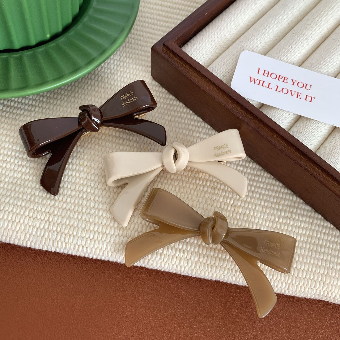 Chic Solid Color Bow Knot Hair Clip DP25E875