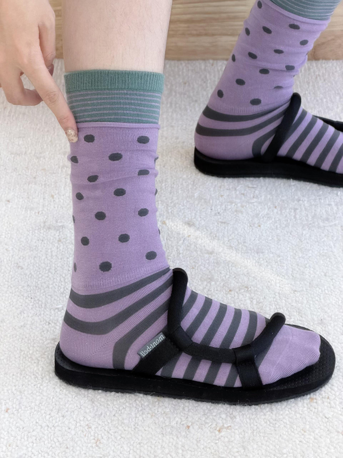 Polka Dot Mid-Calf Socks - DippedShop Wholesale - #1075