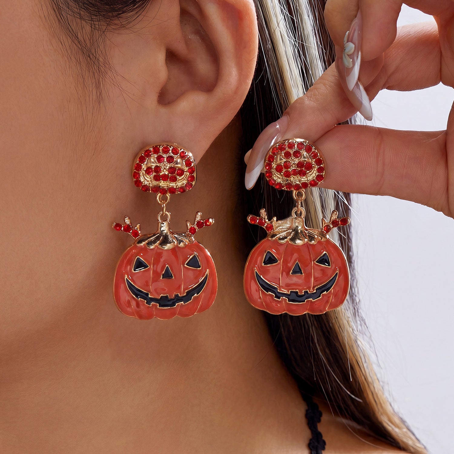 Halloween Rhinestone Pumkin Bat Pendant Dangle Earrings 6W6JER552