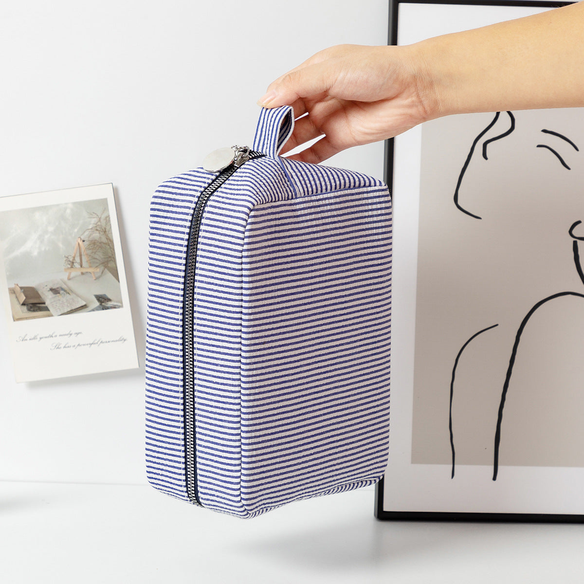 Minimalist Striped Cosmetic Bag - DippedShop Wholesale - #4227