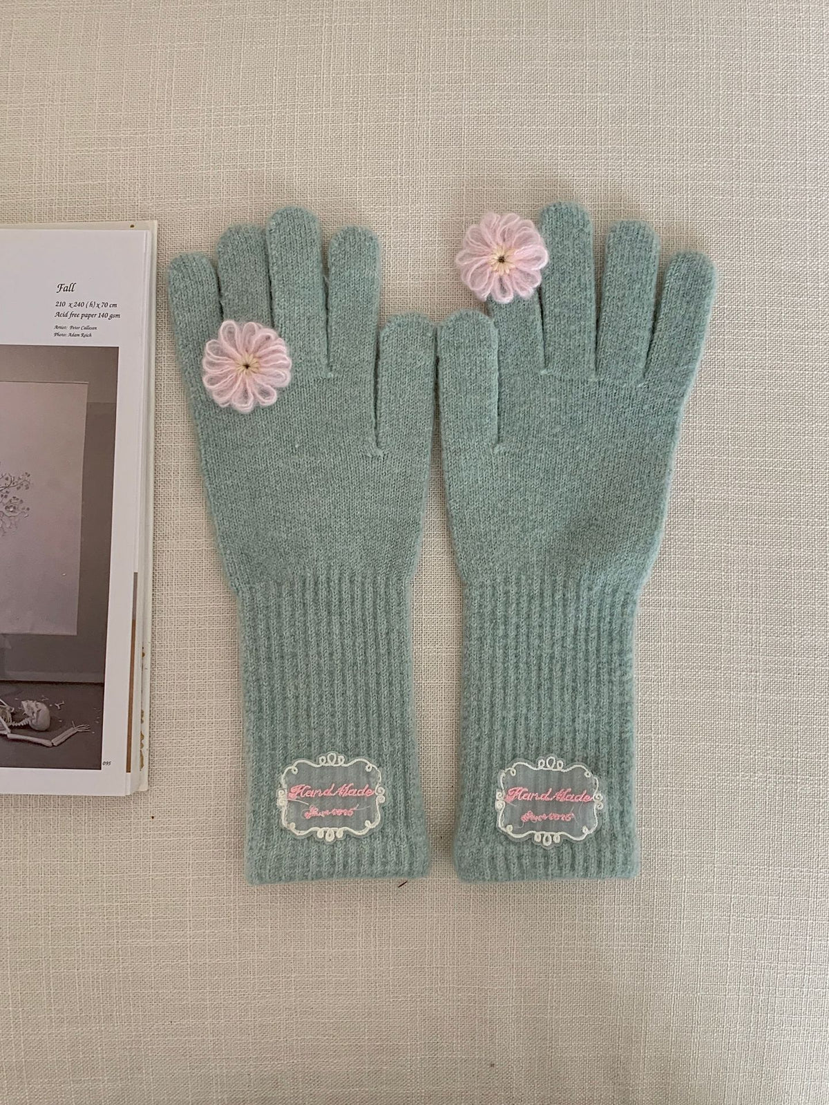 3D Flower Knit Gloves - DippedShop Wholesale - #1251