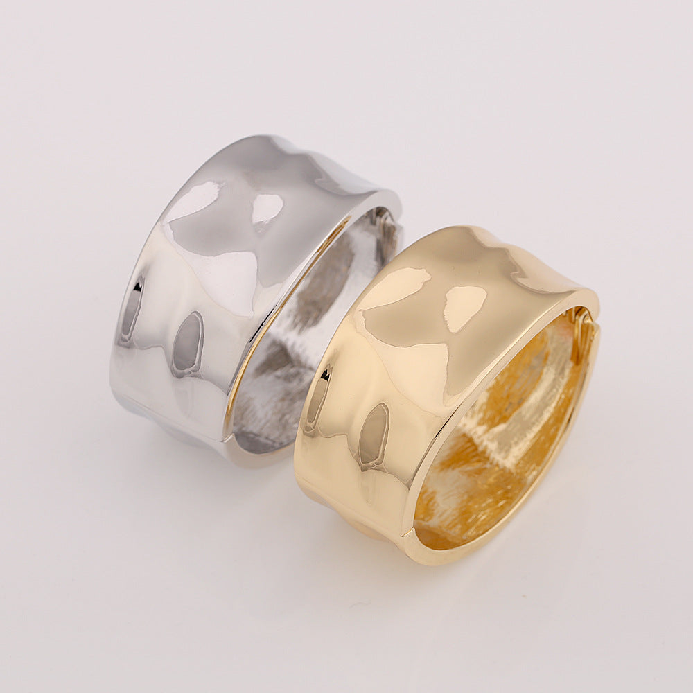 Chunky Irregular Gold Plated Statement Bracelet 6W6JBR578