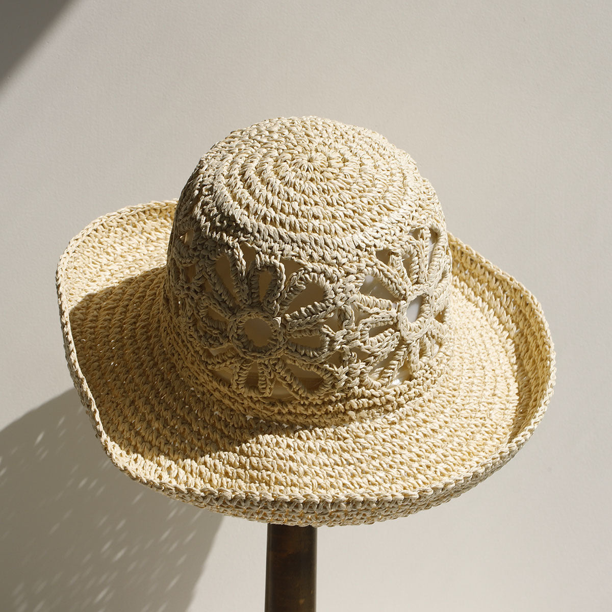 Summer Hollow Hand-Crochet Straw Bucket Hat 8BK6HAT174L