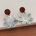 Vintage Hollow Out Leaf Floral Dangle Earrings 6W6JER603