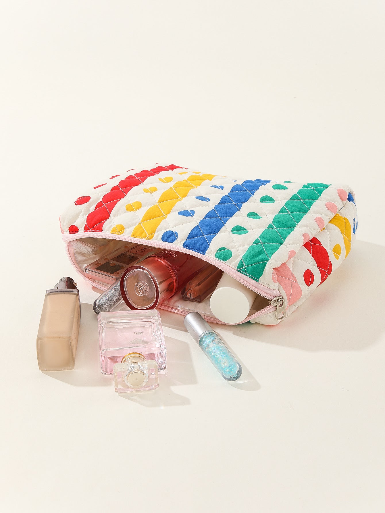 Heart Print Cosmetic Bag - DippedShop Wholesale - #1907