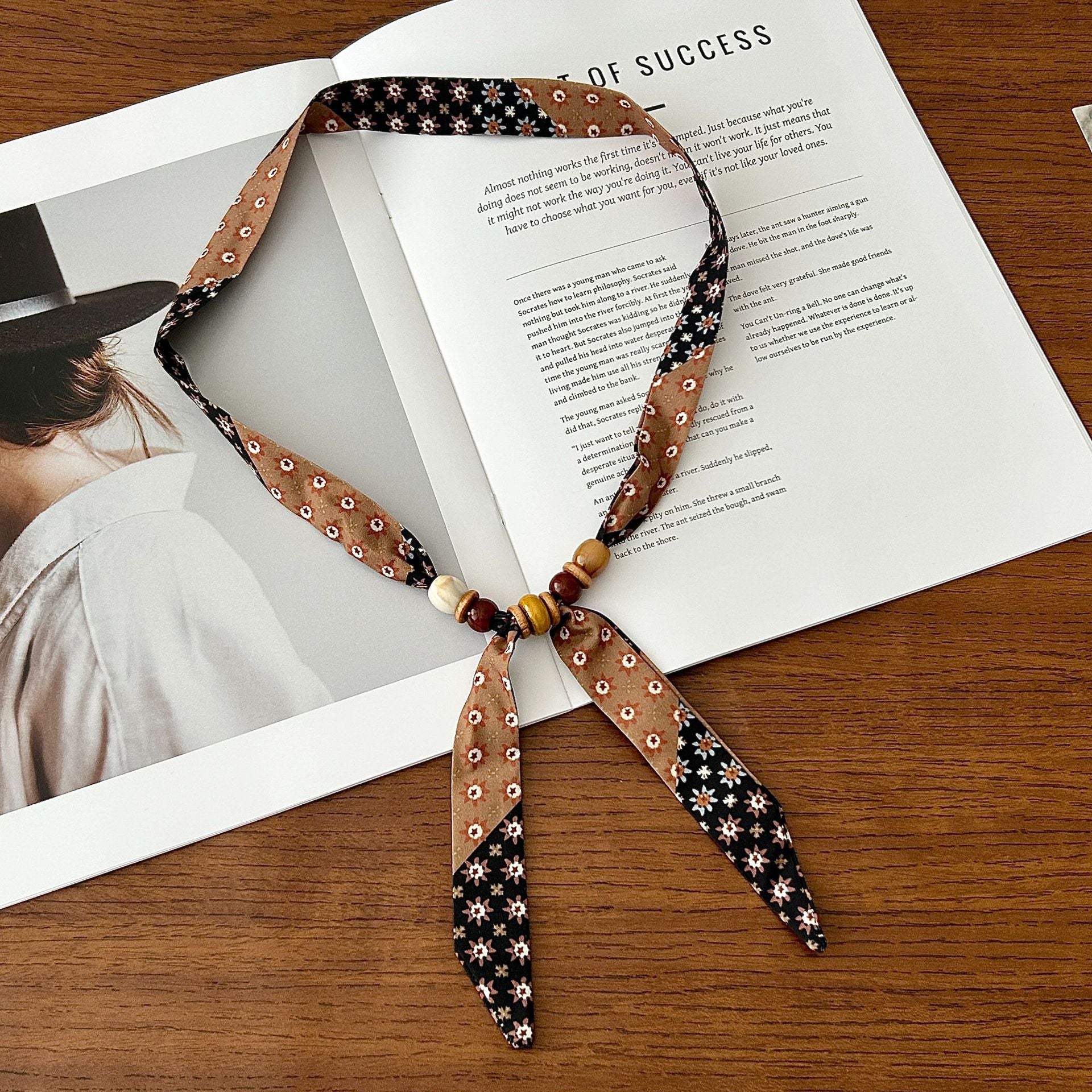 Retro Polka Dots Beaded Scarf Necklace MK2BLW6W6NSI61