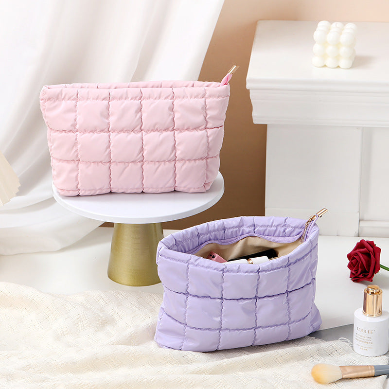 Quilted Large Capacity Diamond Quilted Cosmetic Bag MK2BLW6C5CO71