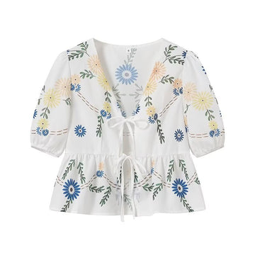 Trendy Flower Printed Tie Front Crop Top DP25D403