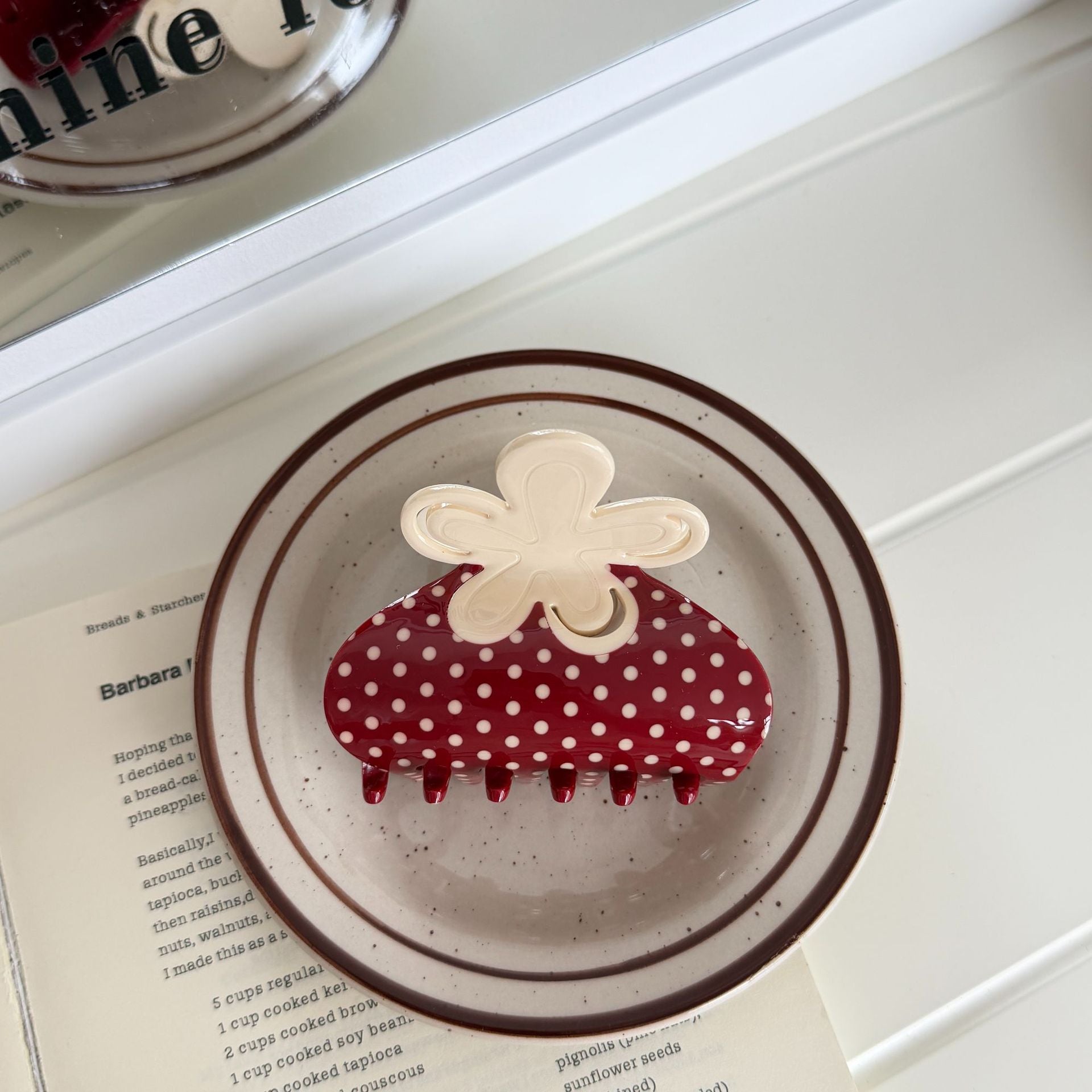 Elegant Polka Dots Floral Shape Hair Claws 6W6HCP1220