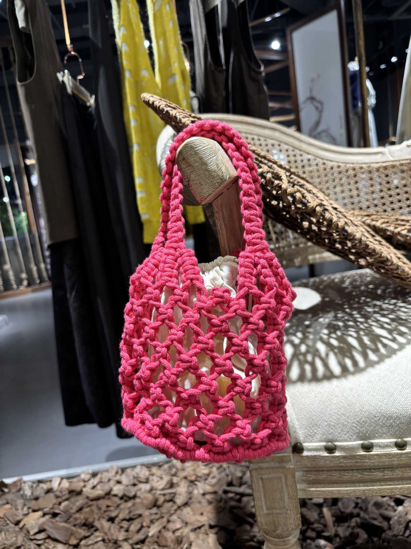 Hand-Woven Solid Handbag - DippedShop Wholesale - #8003
