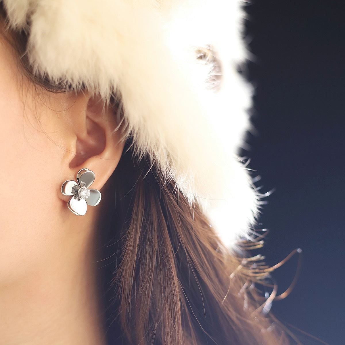 Flower Rhinestone Stud Earrings - DippedShop Wholesale - #7363
