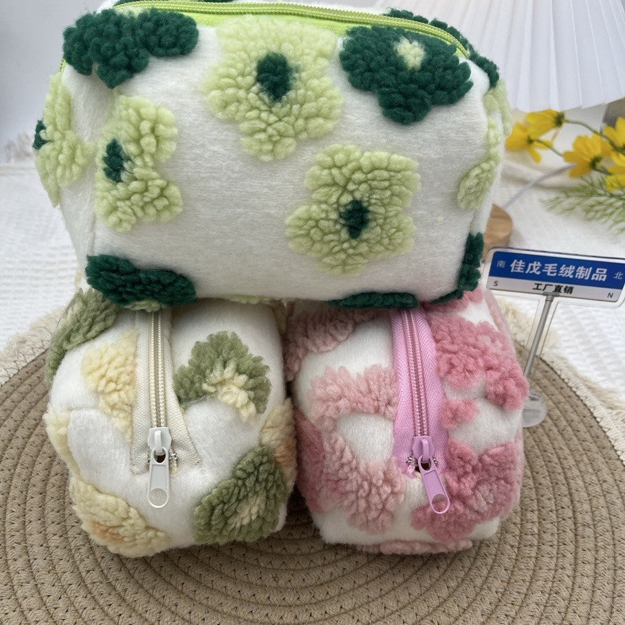 Cute Soft Plush Floral Square - DippedShop Wholesale - #5091