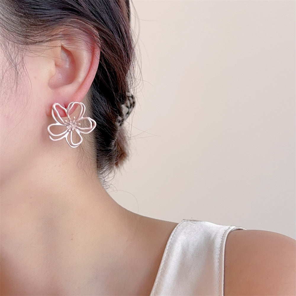 Hollow Out Flower Stud Earrings - DippedShop Wholesale - #3475