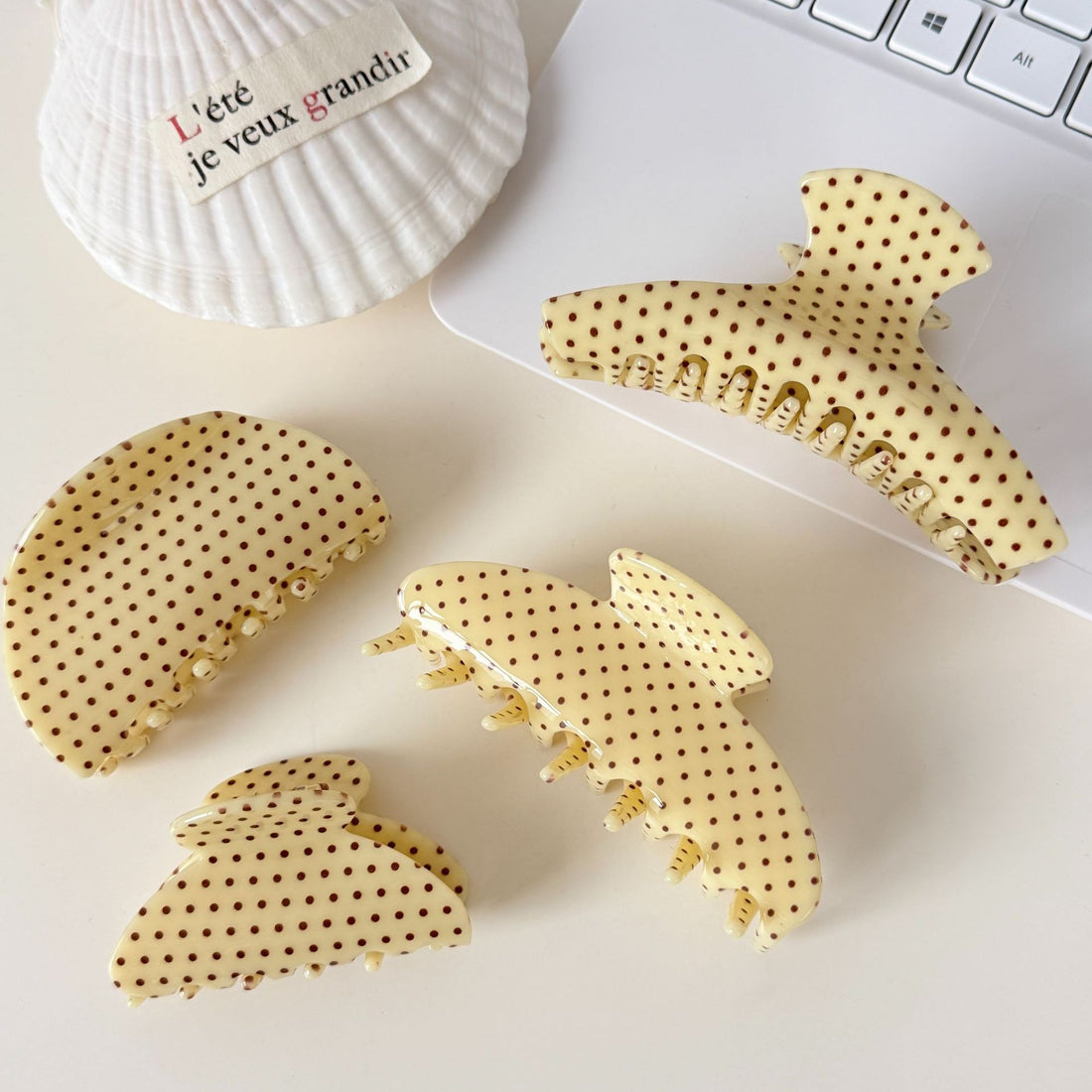 Vintage Polka Dot Hair Claws - DippedShop Wholesale - #6915