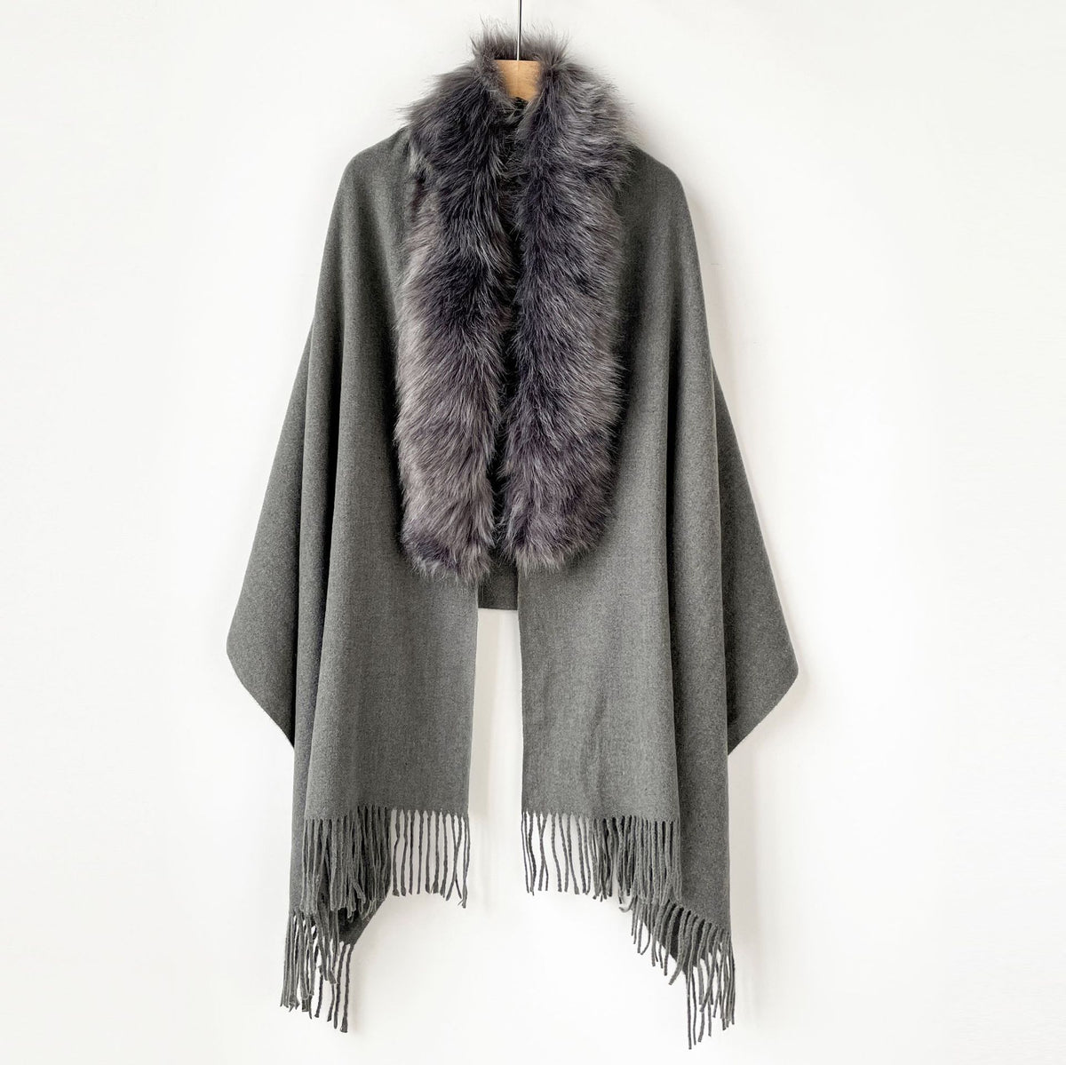 Faux Fur Leopard Shawl - DippedShop Wholesale - #1187