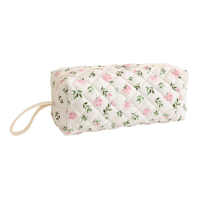 Sweet Floral Print Quilt Shell Cosmetic Bag 6S5CO122
