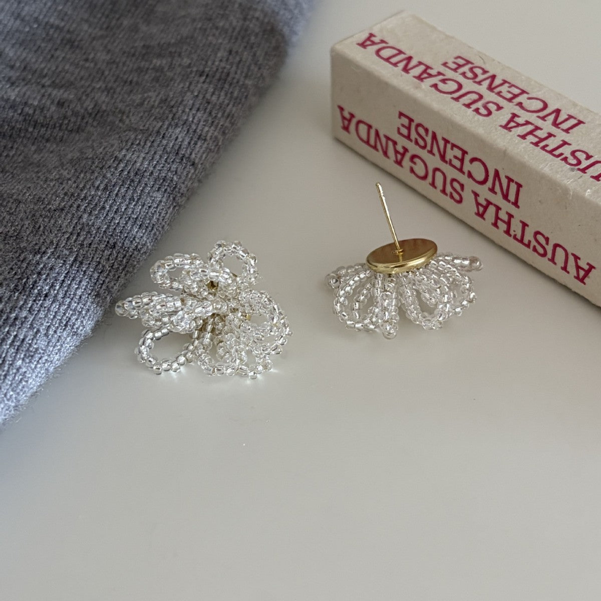 Beaded Chain Floral Stud Earrings - DippedShop Wholesale - #1475