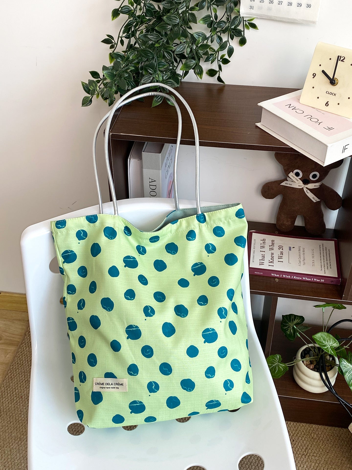 Vintage Polka Dots Reversible Lightweight Shoulder Bag MK2BLW6W10BBG569