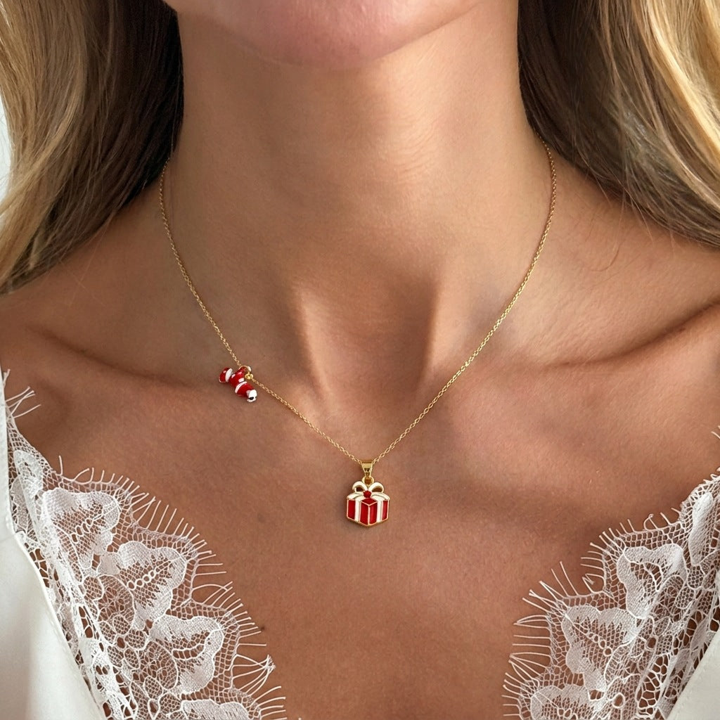 Christmas Santa Claus Gift Box Charm Necklace 6W6JNC874