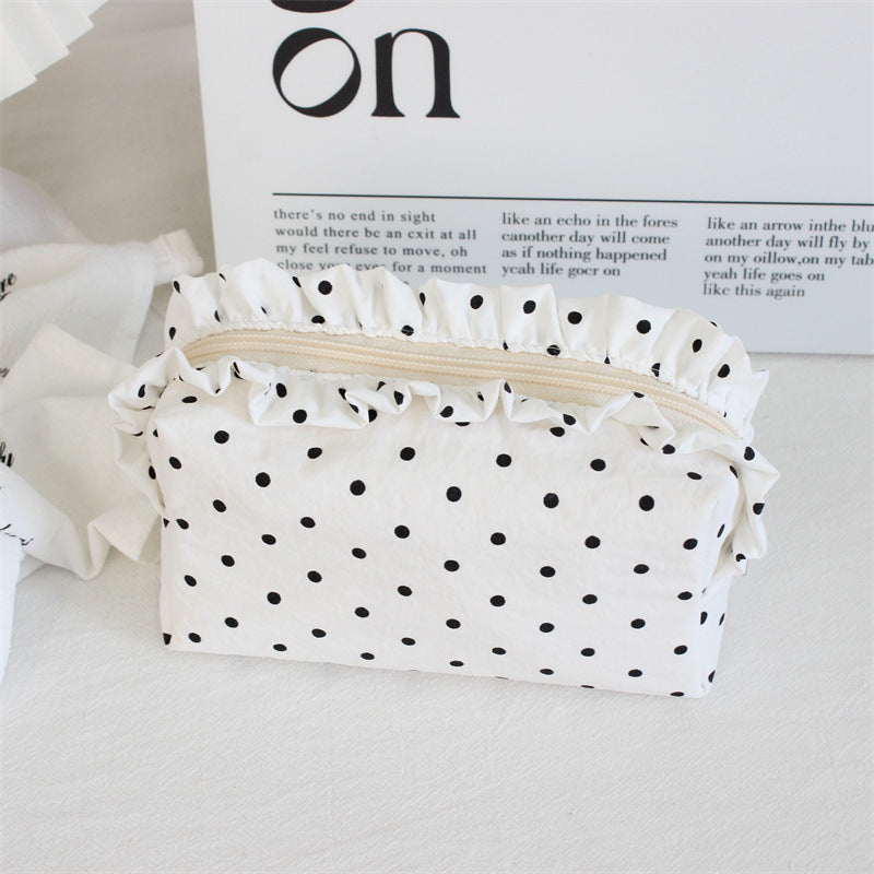 Stylish Polka Dots Print Ruffled Cosmetic Bag 6C5CO277
