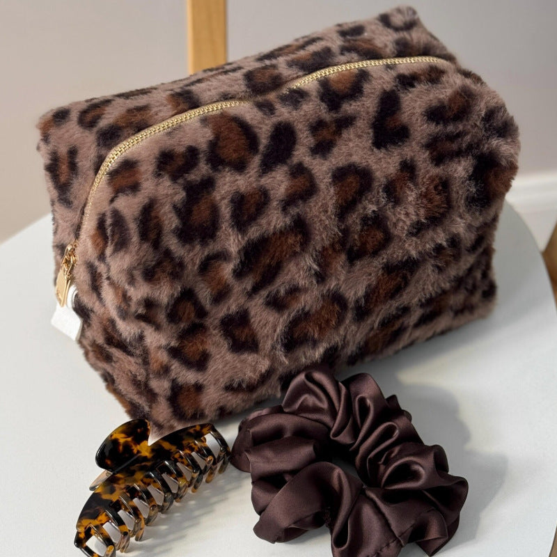 Vintage Plush Leopard Portable Cosmetic Bag 6S5CO108