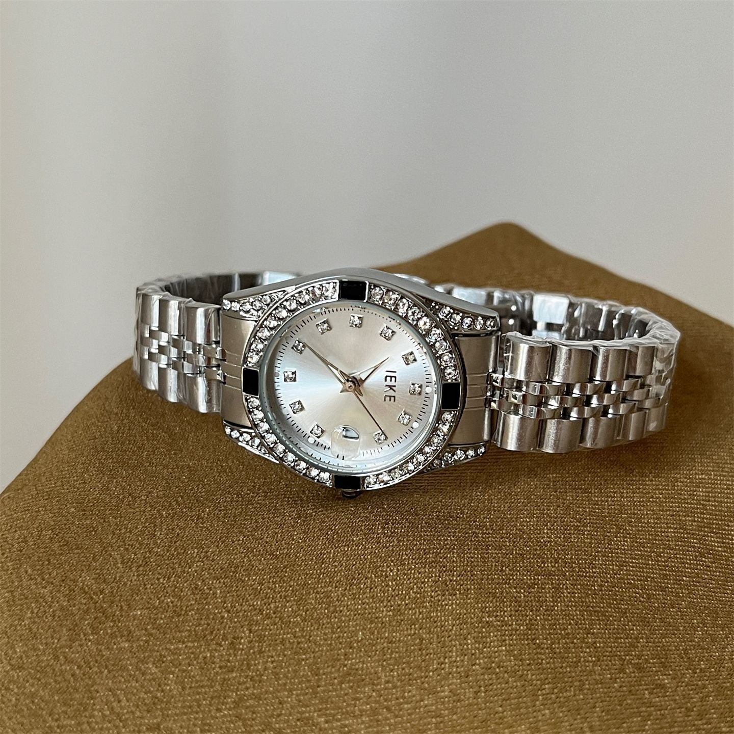 Luxury Rhinestone Watch - DippedShop Wholesale - #9603