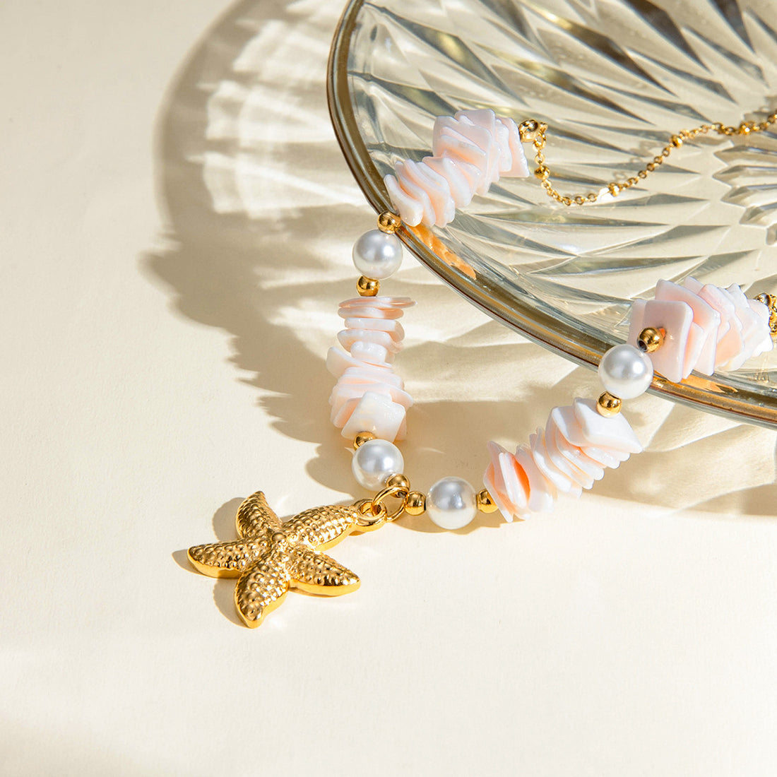Pearl Shell Pendant Cute Necklace DPJN0911