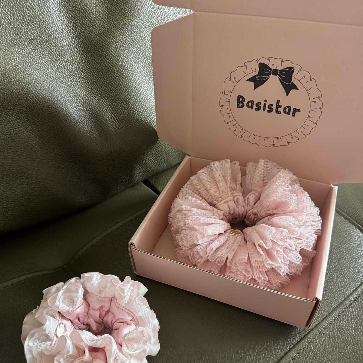 Oversized Tulle Lace Mesh Hair Scrunchie 6W6HSR468