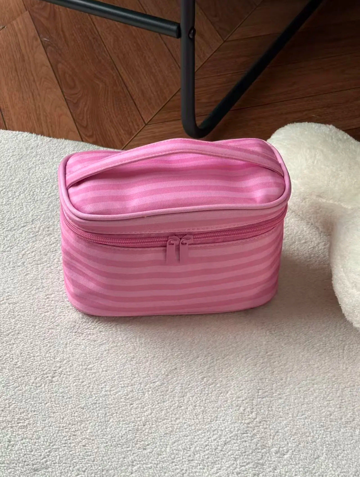 Cute Striped Print Large Capacity Makeup Bag MK2BW6S10BOB77