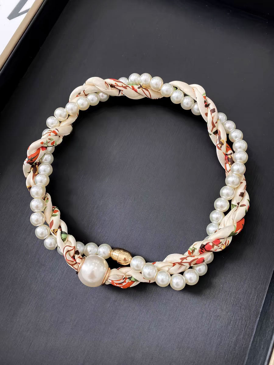 Vintage Paisley Print Pearl Chain Magnetic Scarf Necklace MK2BW6W6JNC235