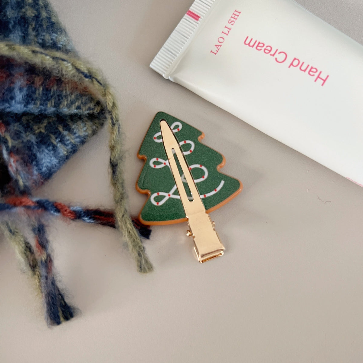 Cute Christmas Tree Duckbill No Crease Hair Clip 6W6HPN101