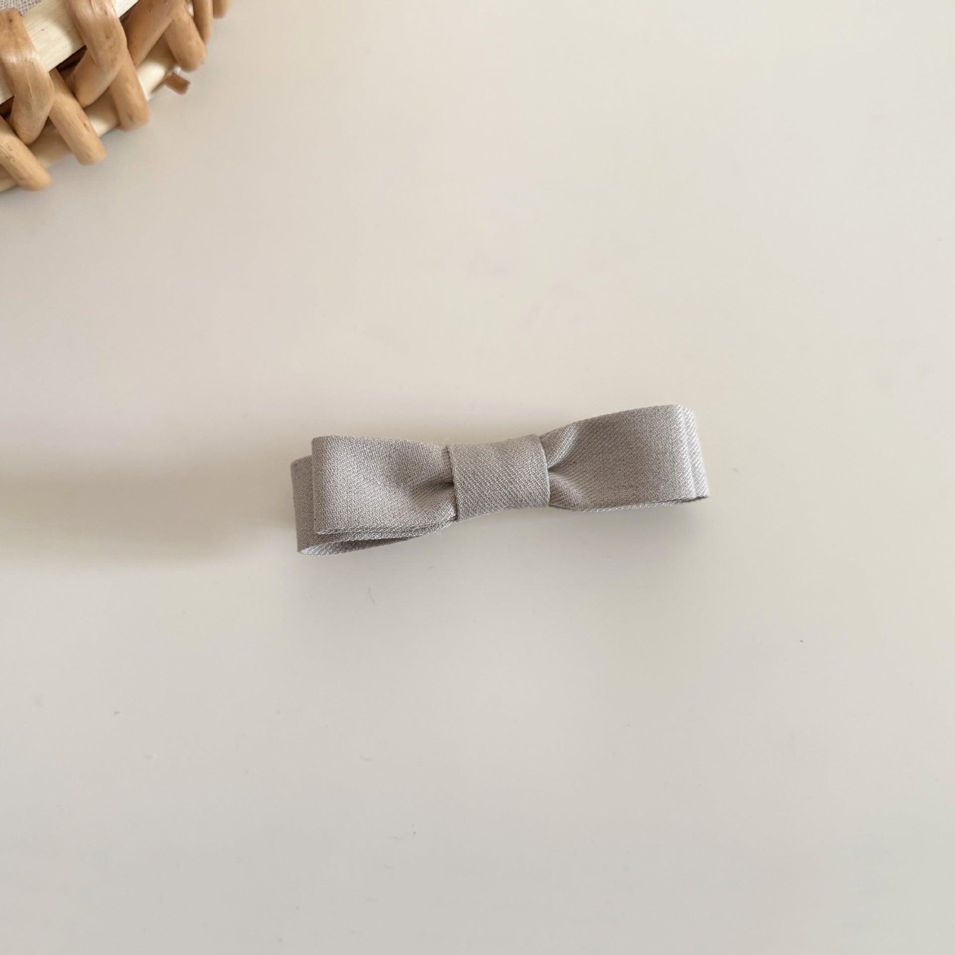 Sweet Solid Color Bowknot Hair Clip 8AS6HCP380L