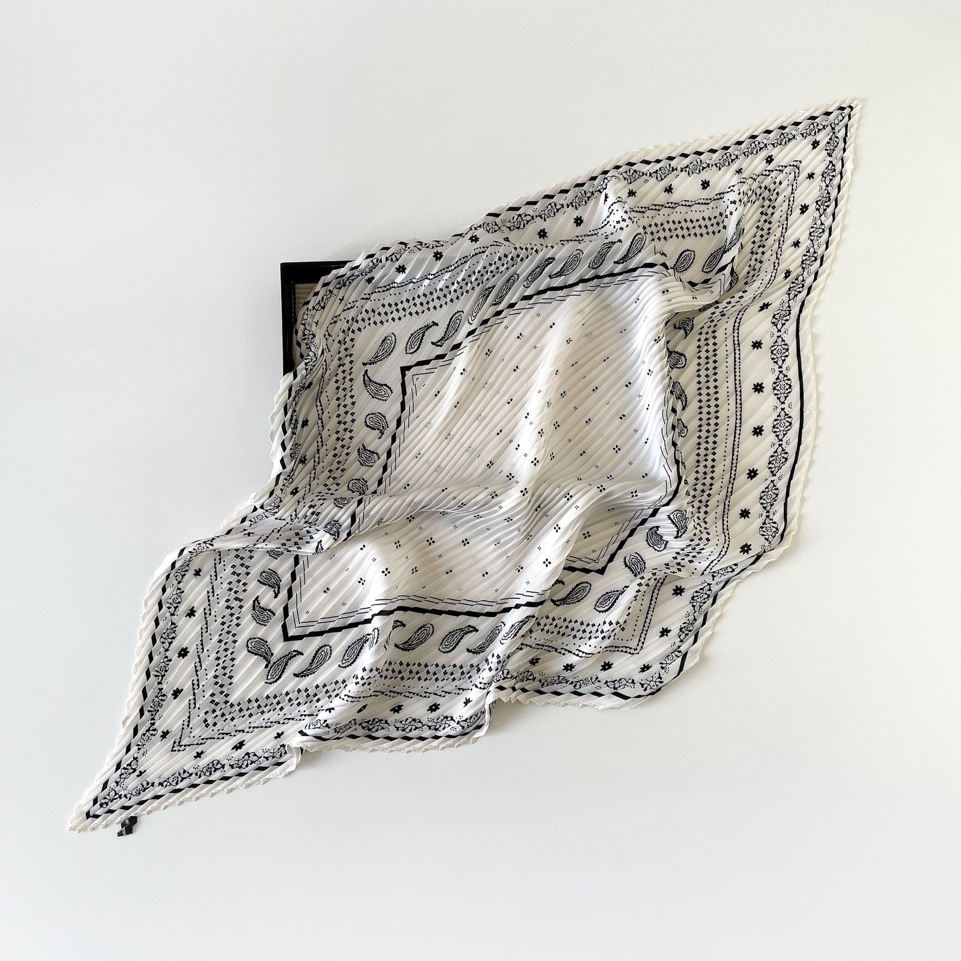 Vintage Pleated Scarf - DippedShop Wholesale - #3459