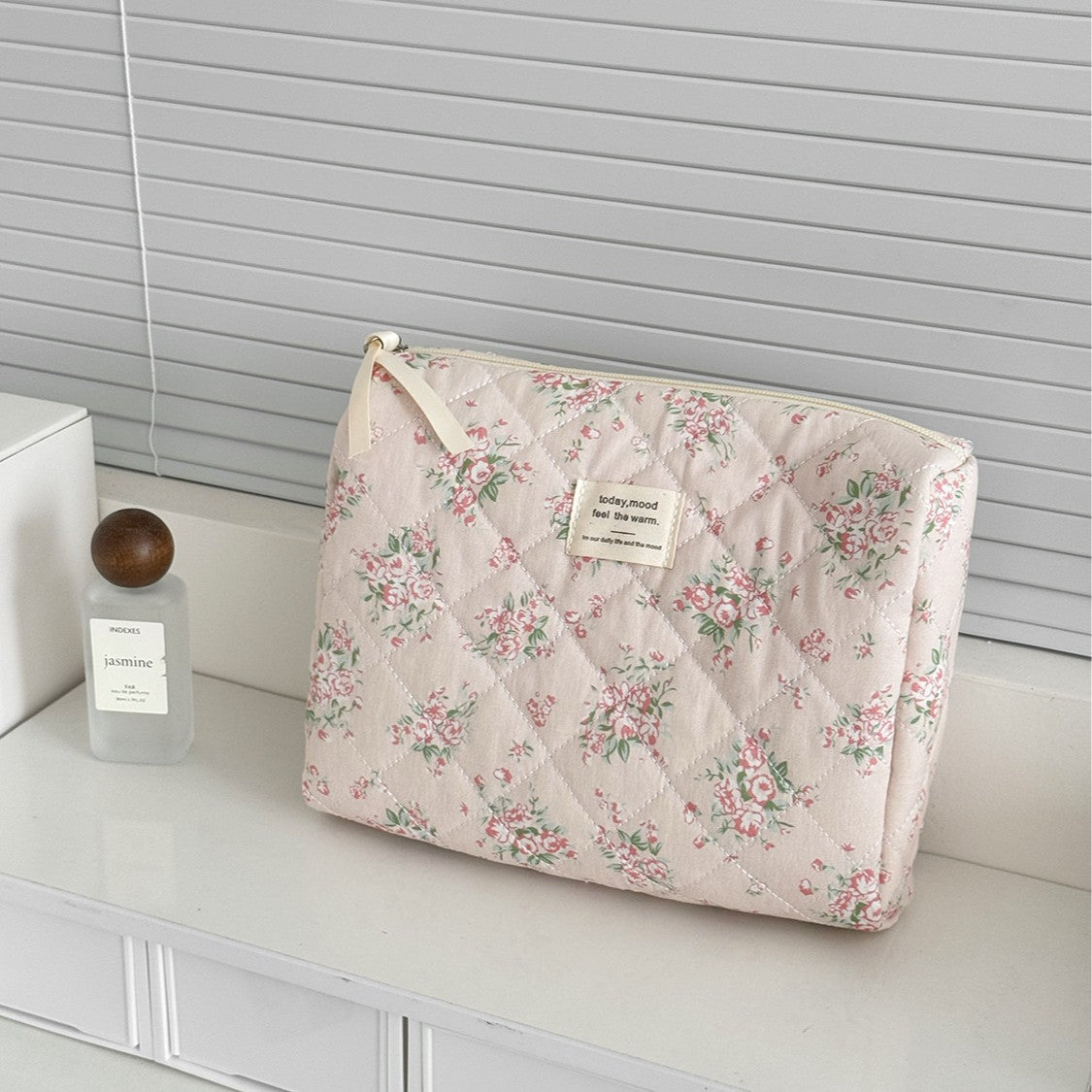 Quilted Floral Storage Bag - DippedShop Wholesale - #6227