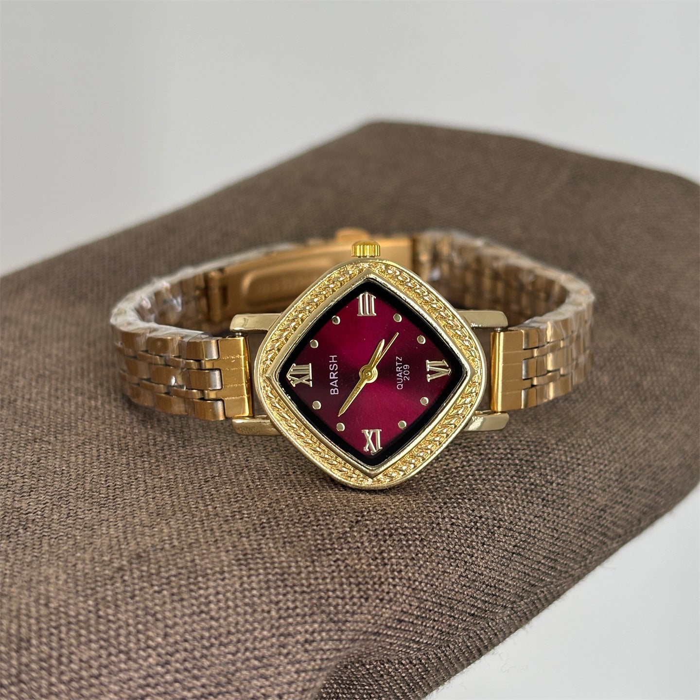 Geometric Diamond Bangle Watch - DippedShop Wholesale - #7027