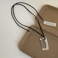 Minimalist Hollow Heart Pendant Necklace 6W6JNC672