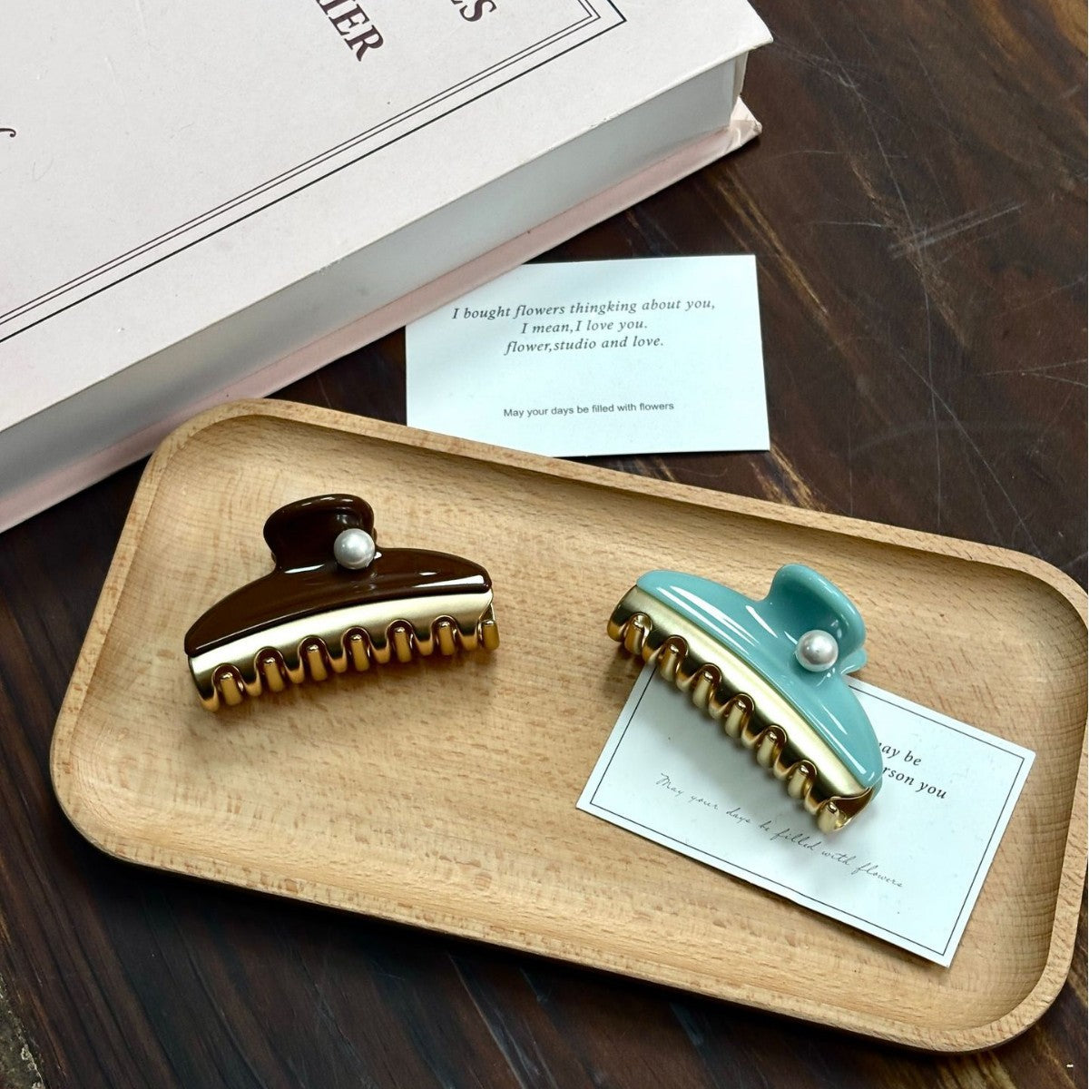 Elegant Pearl Color Block Acetate Hair Claw 8AS6HCP291L