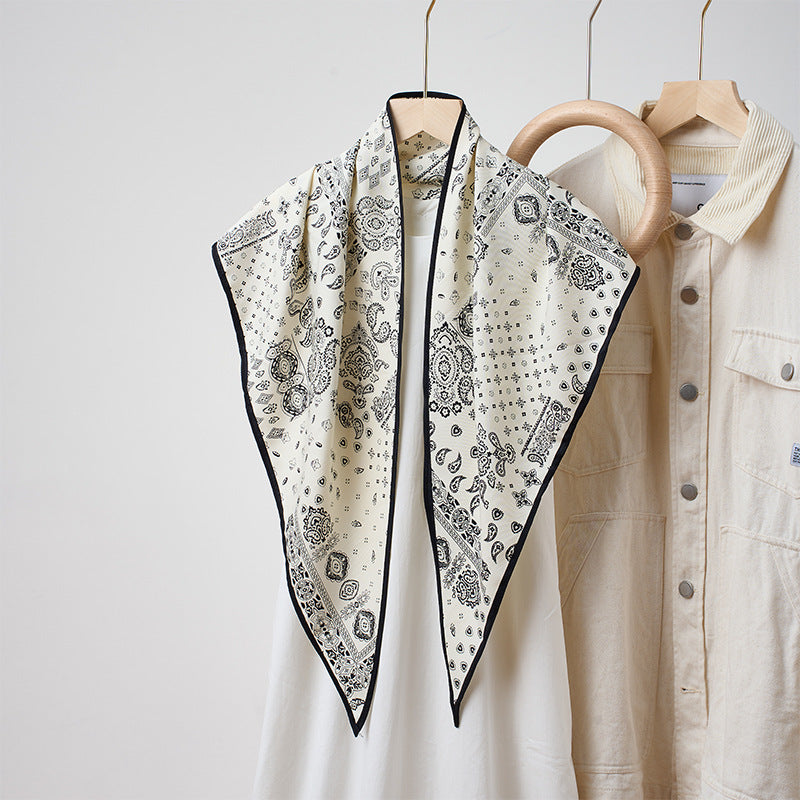 Simple Color Block Triangle Silk Scarf DP25G456