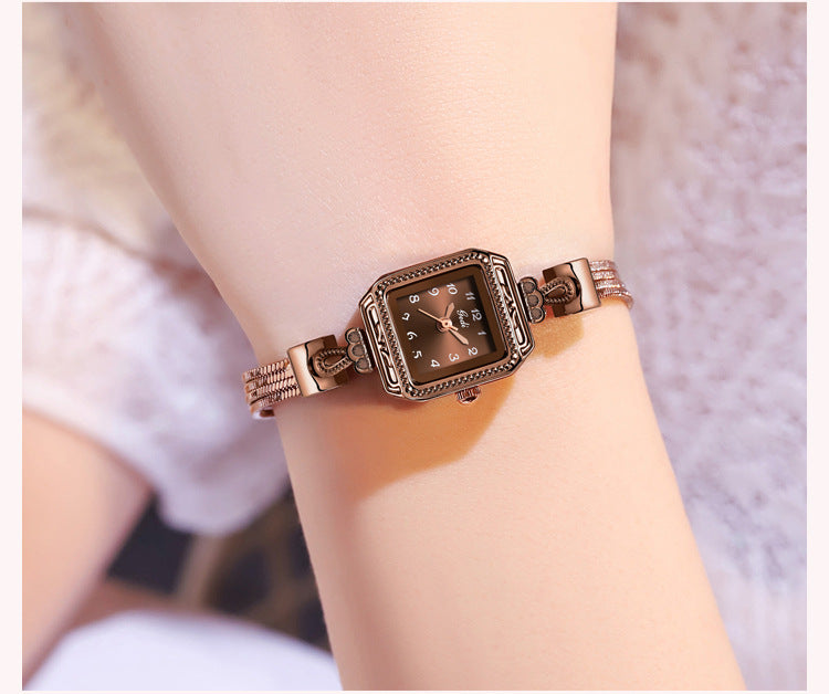 Retro Gold Rhinestone Quartz Bangle Wrist Watch MK2SSAS6W6JWA09