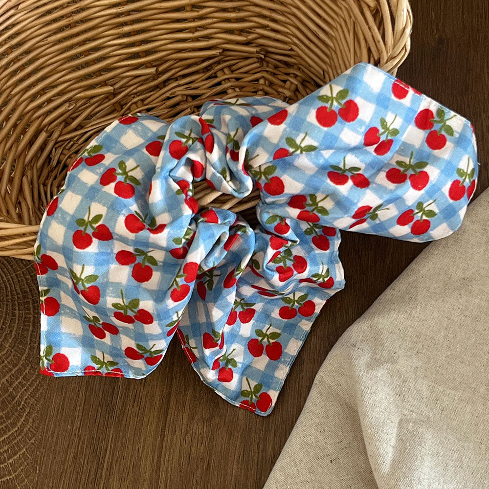 Vintage Cherry Plaid Square Hair Scrunchies MK2BW6W6HSR55